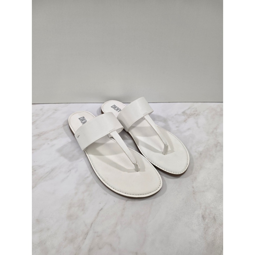 Minimalist Quiet Luxury T-Strap Flat Sandals DKNY Women Size 9 White